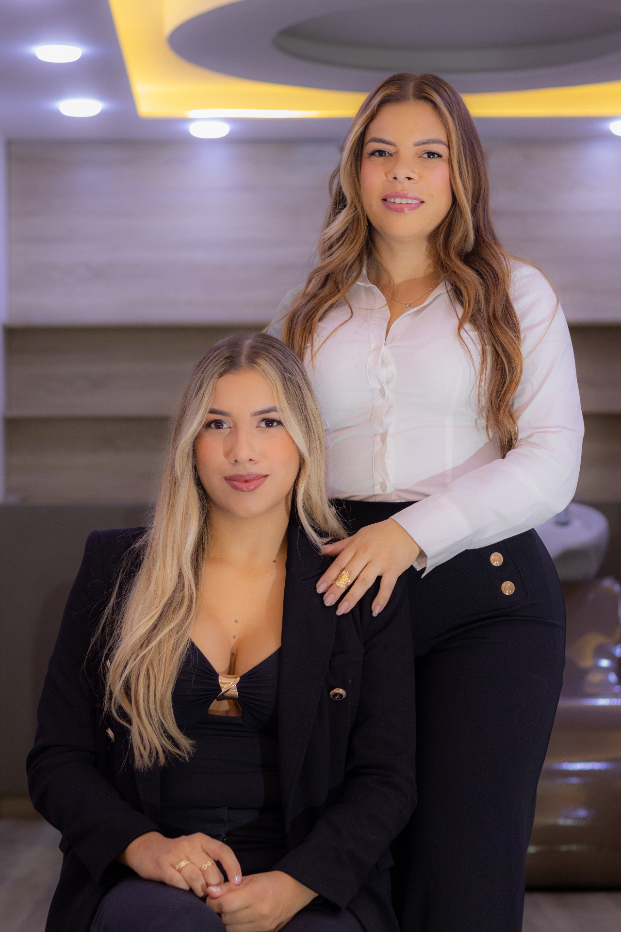 Dueñas de Infinity Salon